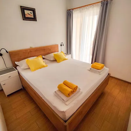 Cosy 1 Bedroom For 3 With Free Parking شقة *