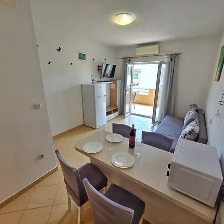Apartment Cosy 1 Bedroom For 3 With Free Parking *